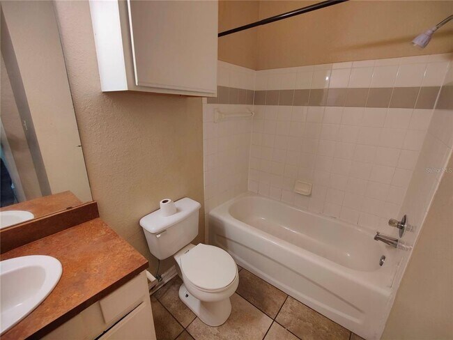 Building Photo - 3737 Castle Pines Ln