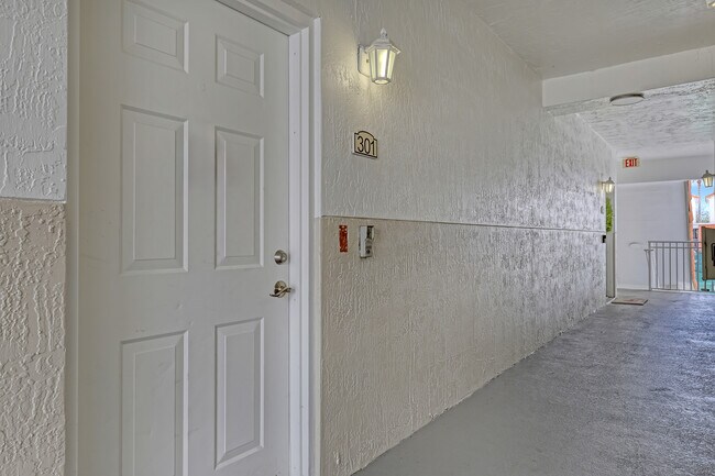 Building Photo - 11026 Legacy Dr