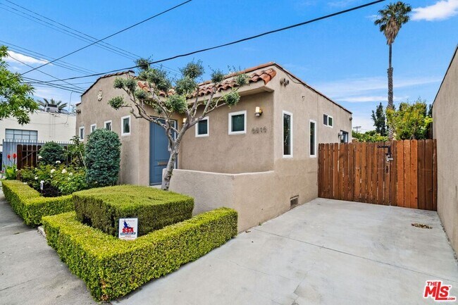 Primary Photo - 6816 Waring Ave