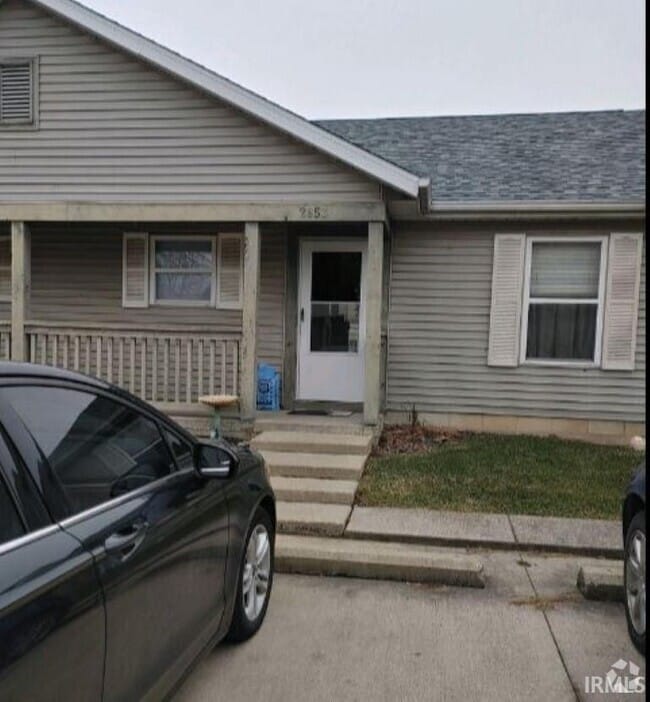 Building Photo - 2836 Plaza Ln