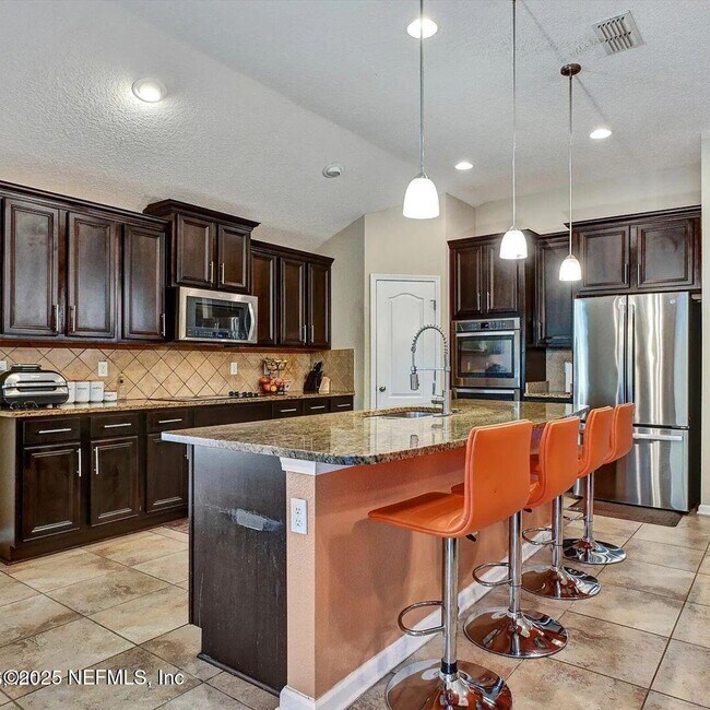 Building Photo - 8306 Pepper Lake Ct