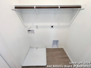 Building Photo - 736 Bullsnake Trl