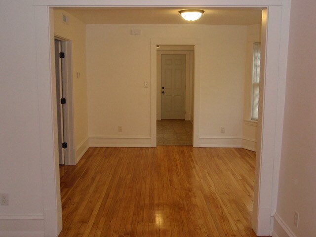 Building Photo - 1709 Buchanan St NE