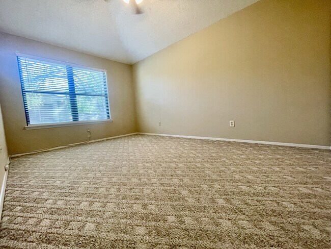 Building Photo - 2711 Grants Lake Blvd