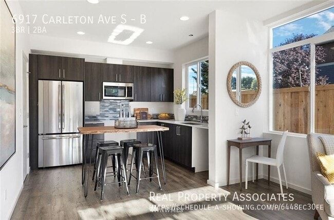 Building Photo - 6917 Carleton Ave S