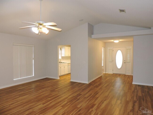 Building Photo - 1449 Greystone Dr