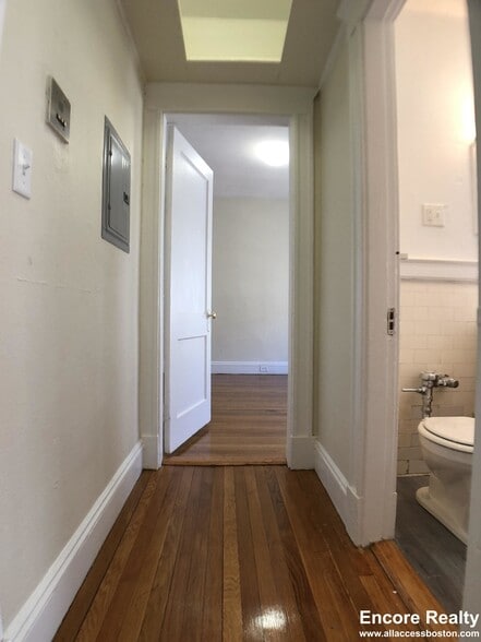 Building Photo - 1171 Boylston St