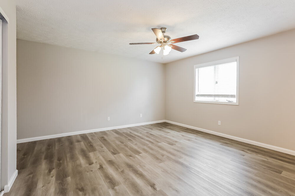 Building Photo - 8460 Countryside Ct