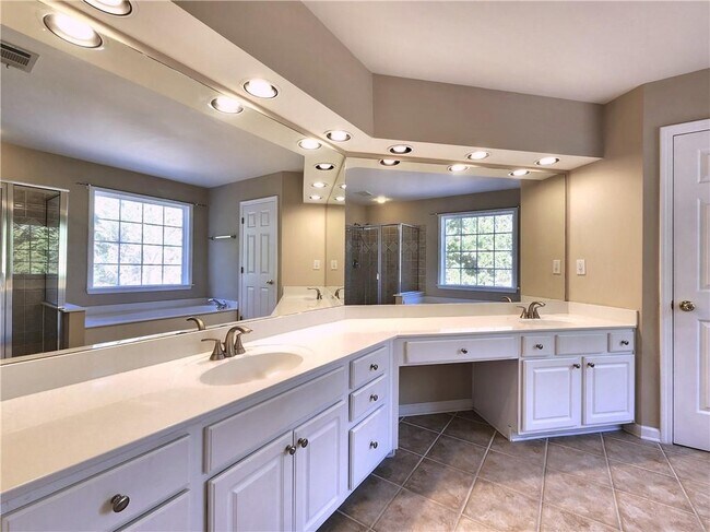 Building Photo - 11192 Peachcove Ct