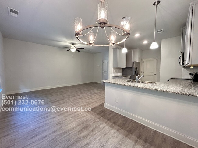 Building Photo - 225 Hydrangea Ct