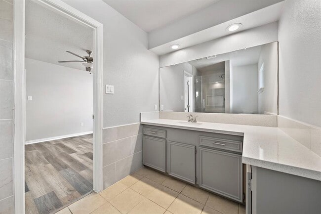 Building Photo - 11506 Hornbrook Dr
