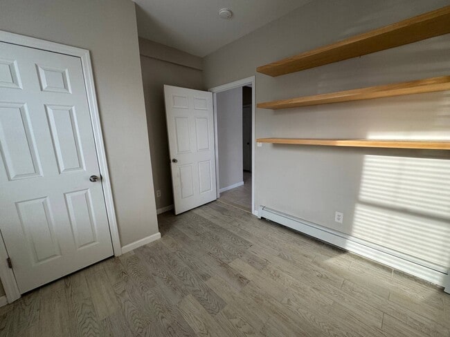 Building Photo - 25 A Gardners Ln