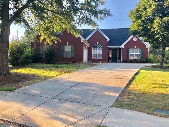 Primary Photo - 402 James Ridge Ct