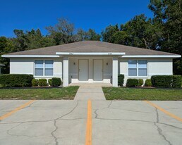 Building Photo - 1151 N Lion Cub Pt