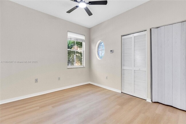 Building Photo - 3459 Merrick Ln