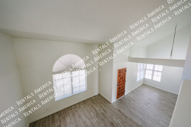 Building Photo - 3829 E Ironwood Dr