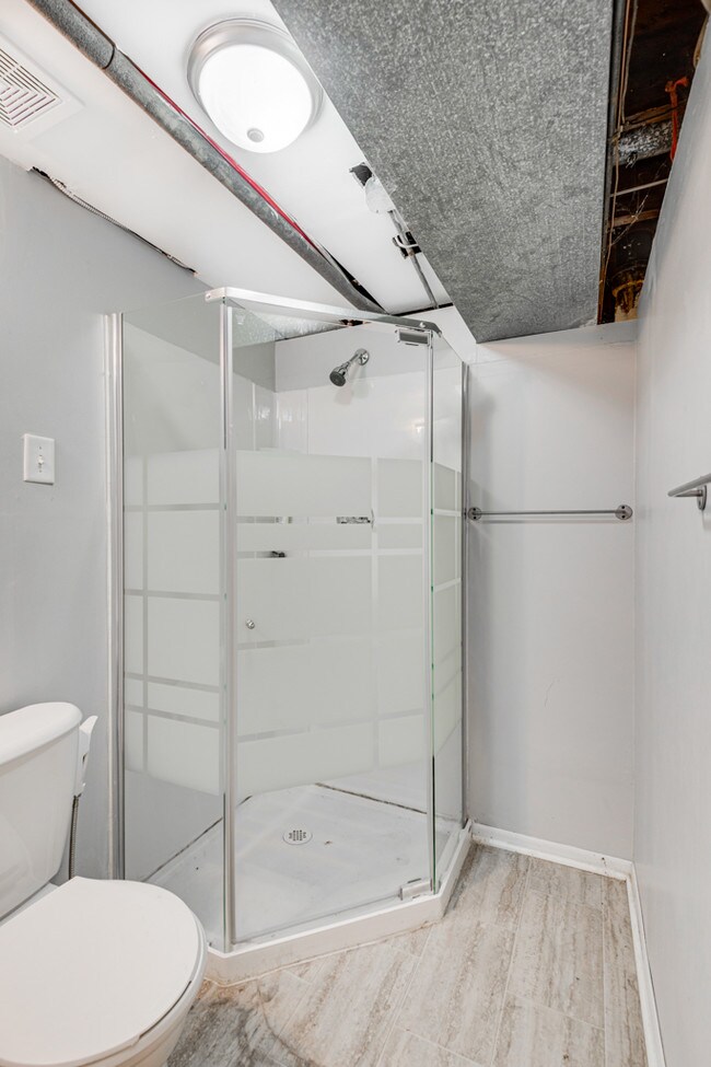 Building Photo - 700 24th Ave SE