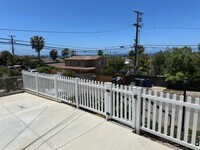 Building Photo - Beach Style Living in Encinitas, CA!