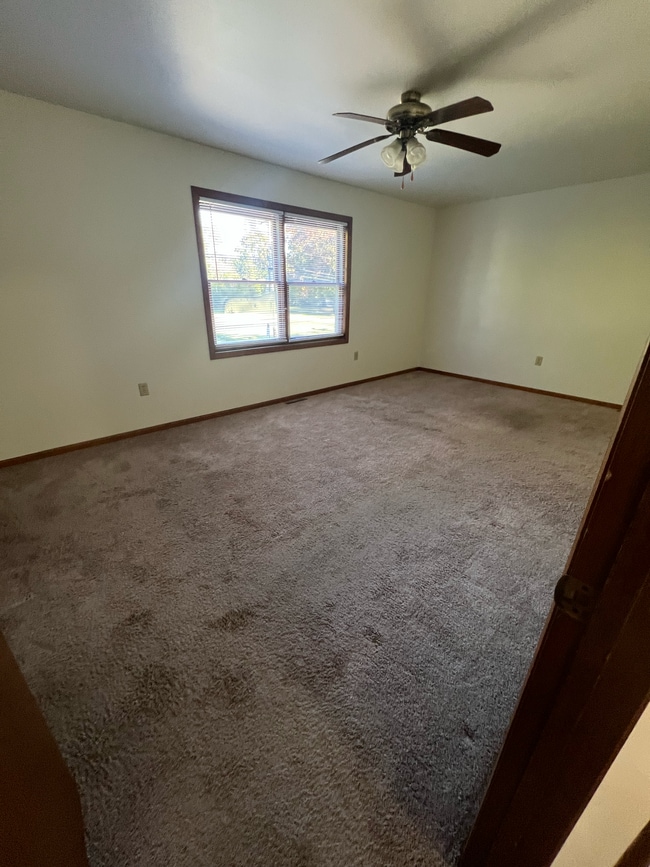 Building Photo - 162 S 19th St