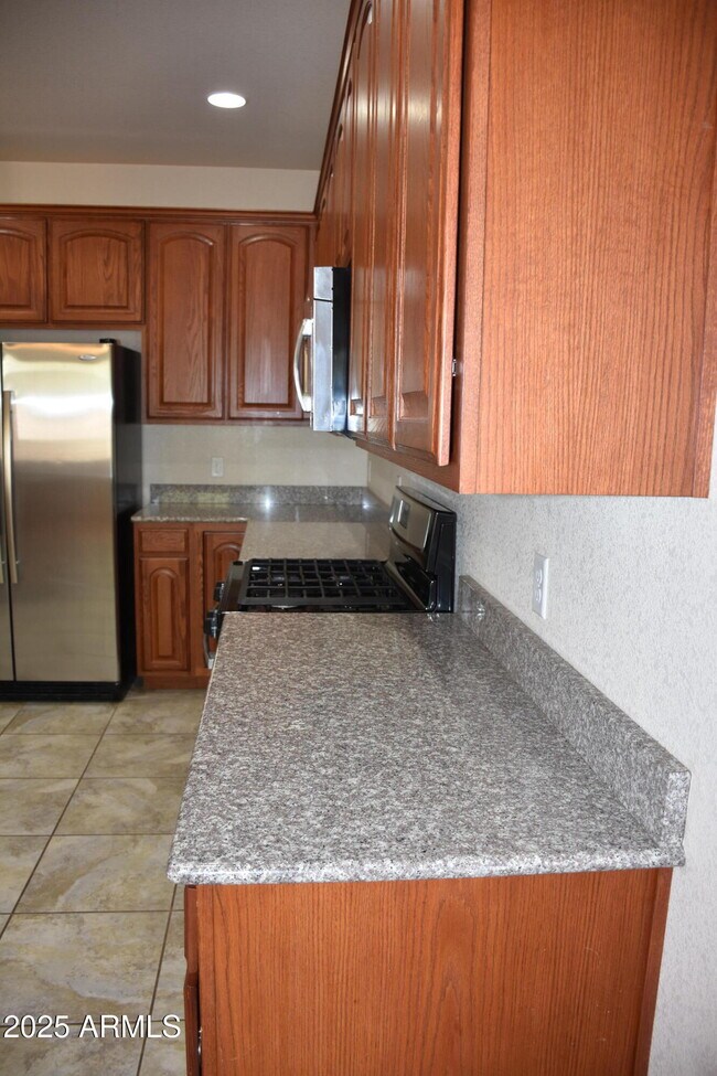 Building Photo - 4520 Leisure Ln