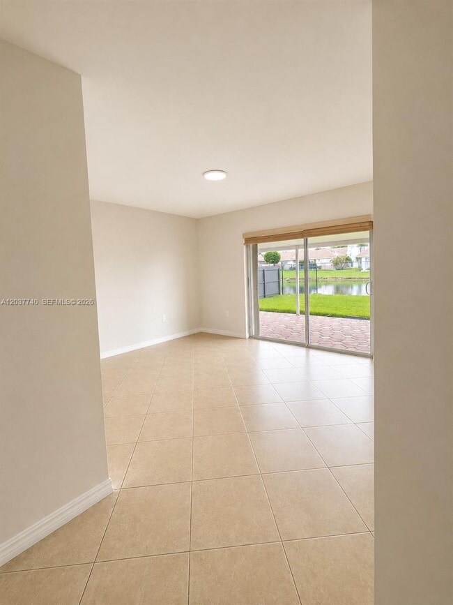 Building Photo - 16355 SW 46th Terrace