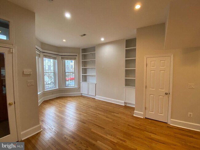 Building Photo - 19 T St NE