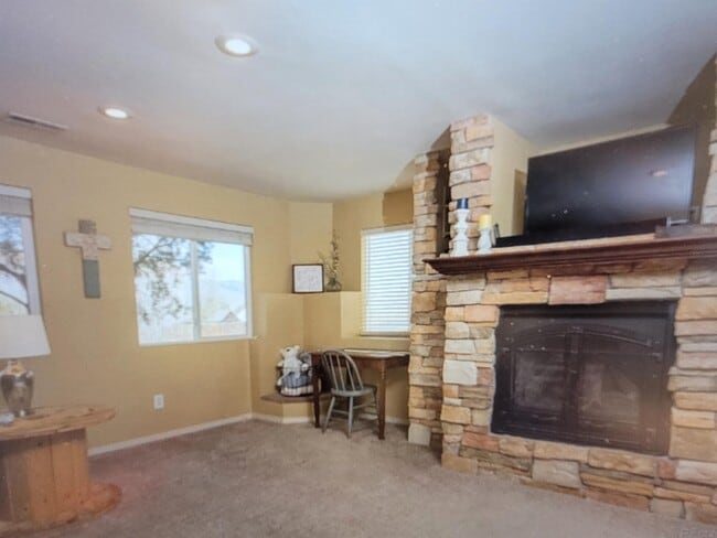 Building Photo - 15572 Dawson Creek Dr
