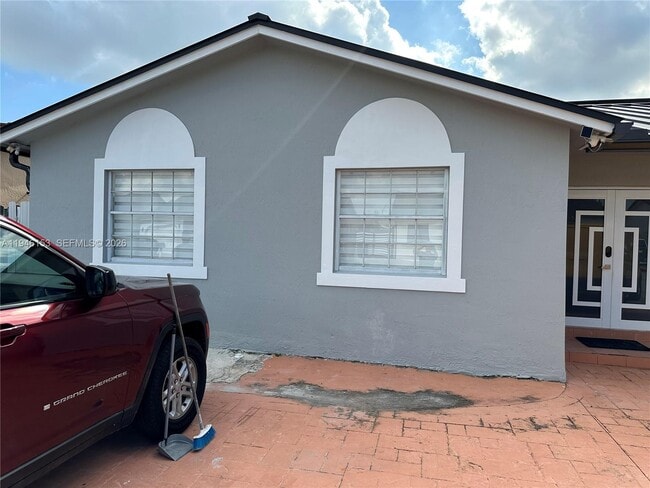 Building Photo - 14562 SW 172nd Ln