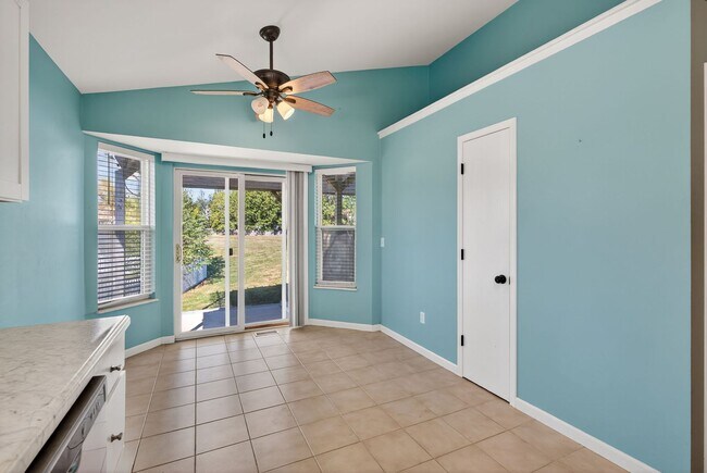 Building Photo - Move-In Ready Gem on a Corner Lot in O’Fal...