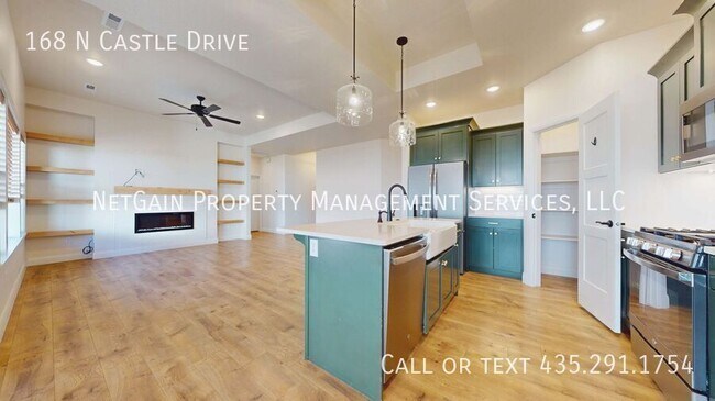 Building Photo - 168 N Castle Dr