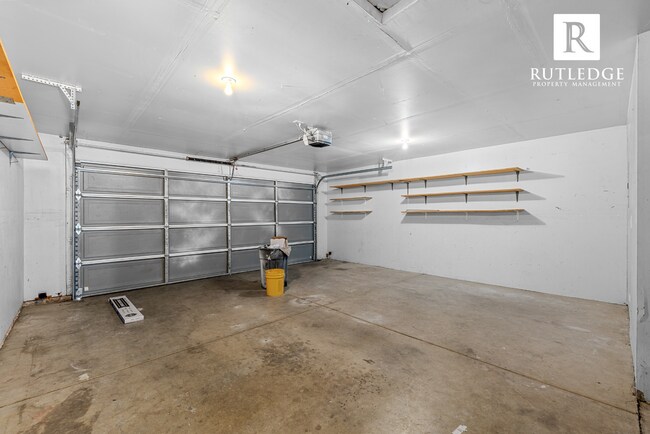 Building Photo - 164 S Haskell St