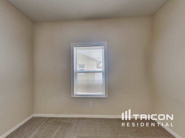 Building Photo - 39 Wood Acre Ln