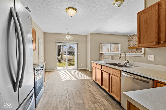 Building Photo - 1241 Elm Grove Ln