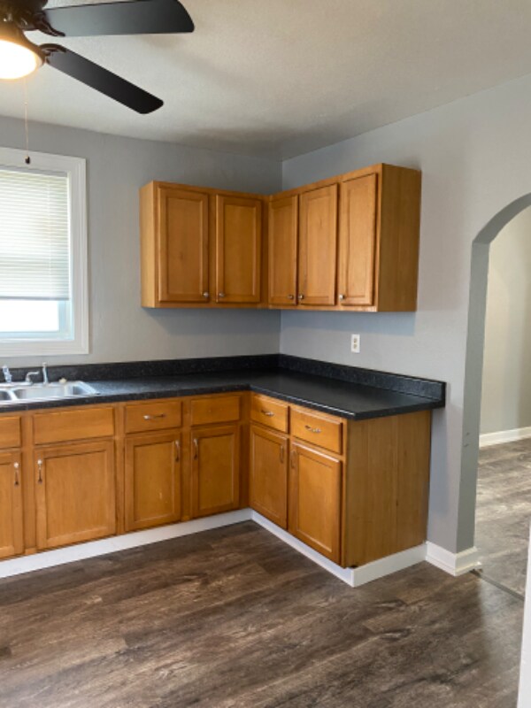 Building Photo - 1445 Dr Martin Luther King Dr