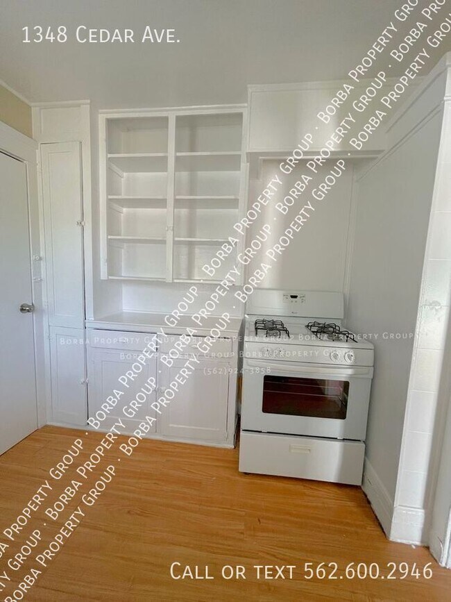 Building Photo - 1348 Cedar Ave