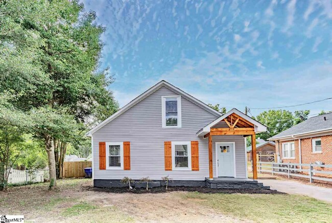 Primary Photo - 208 Brookdale Ave