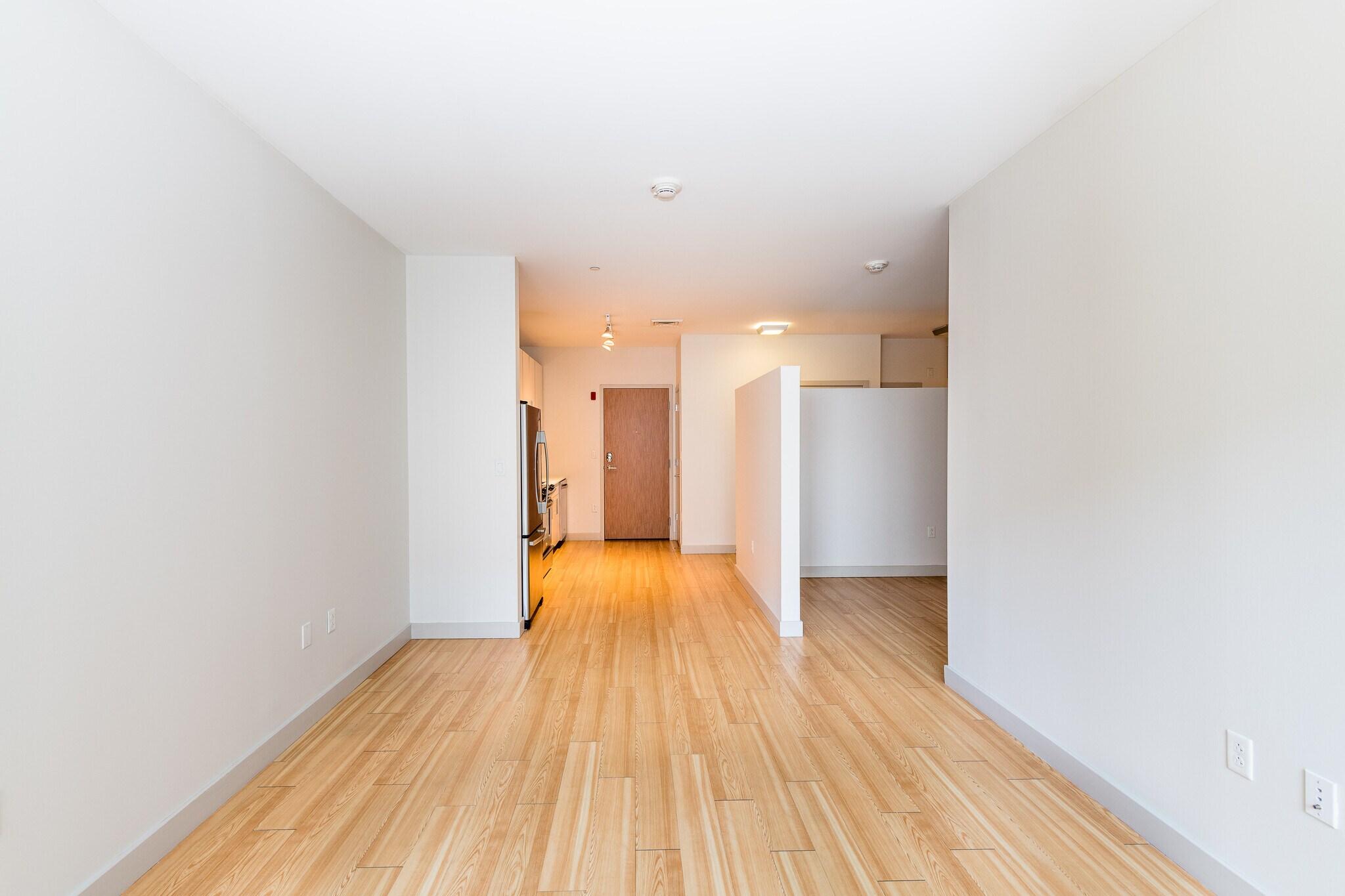 Building Photo - 320 D St