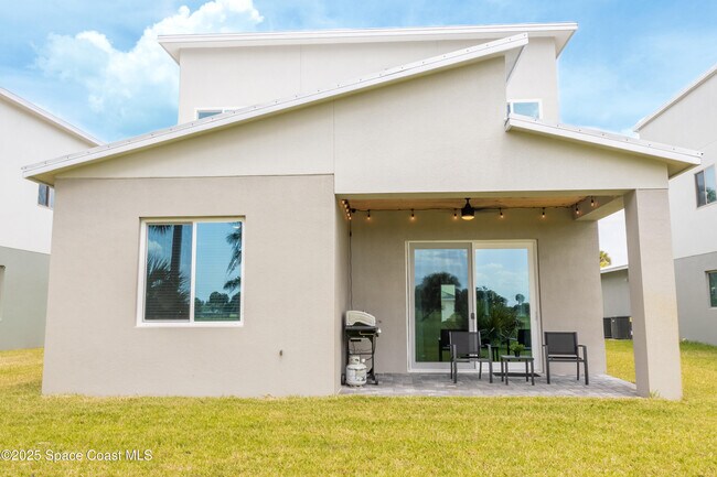 Building Photo - 2148 Country Club Rd
