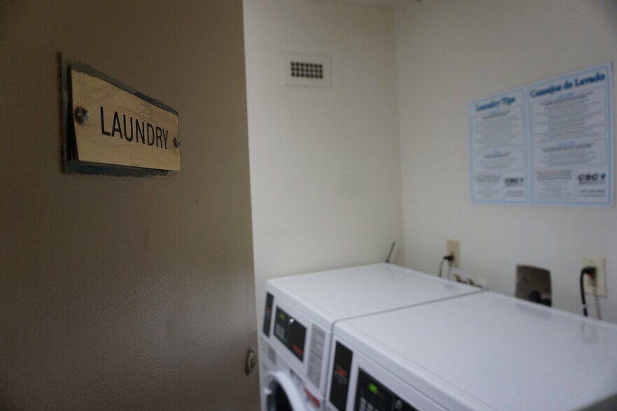 Building Photo - 4330 Hartwick road