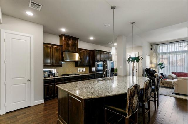 Building Photo - 7940 Southfork Bend