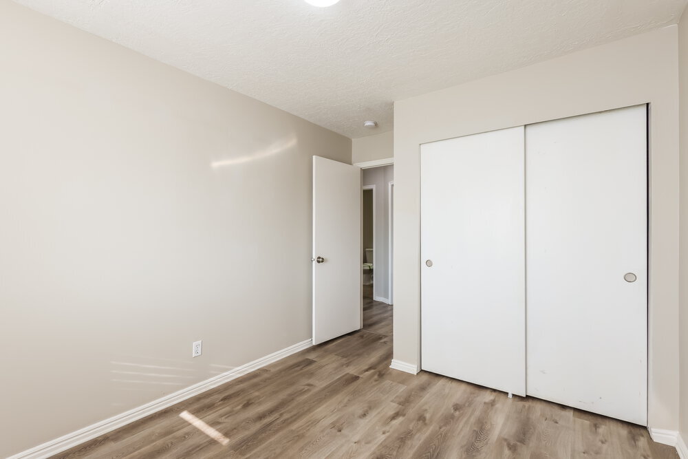 Building Photo - 1658 W 8430 S