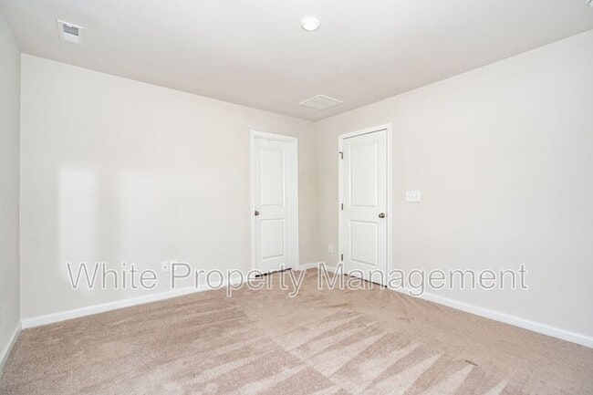 Building Photo - 929 Taybyn Rd