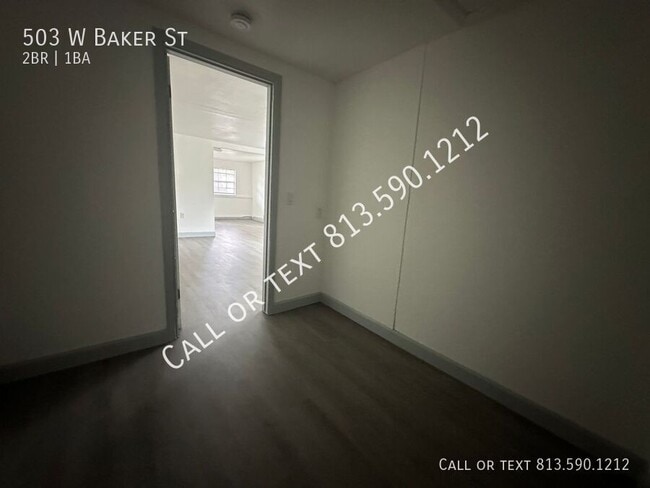 Building Photo - 503 W Baker St