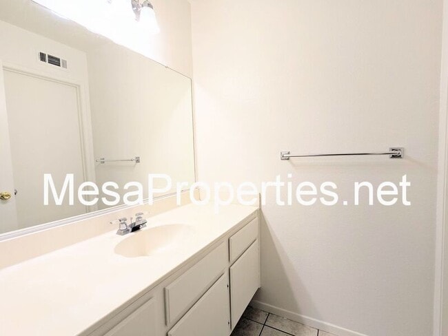 Building Photo - 15635 Desert Springs Dr