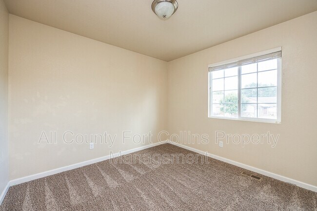 Building Photo - 2237 Sopris Cir