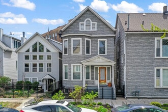 Building Photo - 1429 W Barry Ave