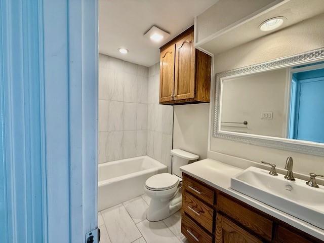Building Photo - 17 Cimarron Dr