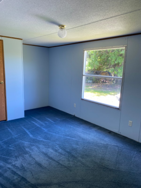 Building Photo - 2147 Watts Dr