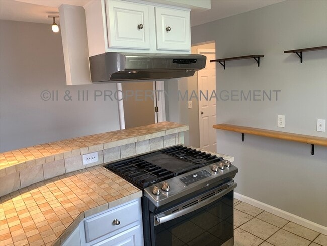 Building Photo - 4303 Booth St