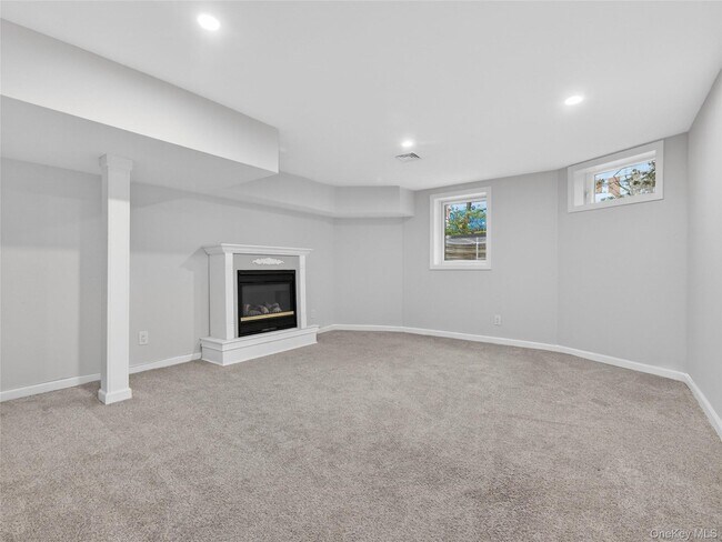 Building Photo - 79 Lafayette Ave